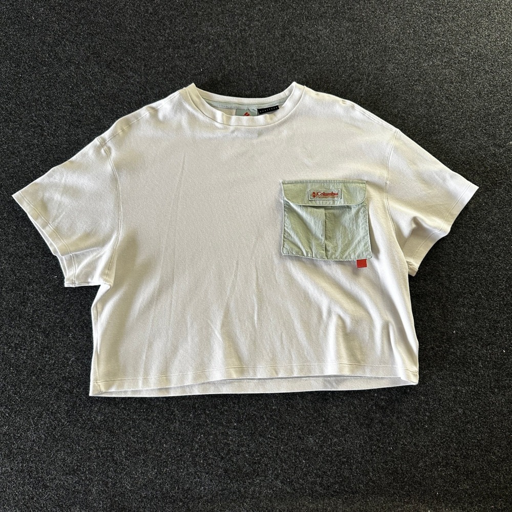 Columbia Sportswear Heritage White Cropped Pocket T-Shirt AL0985 Women Medium